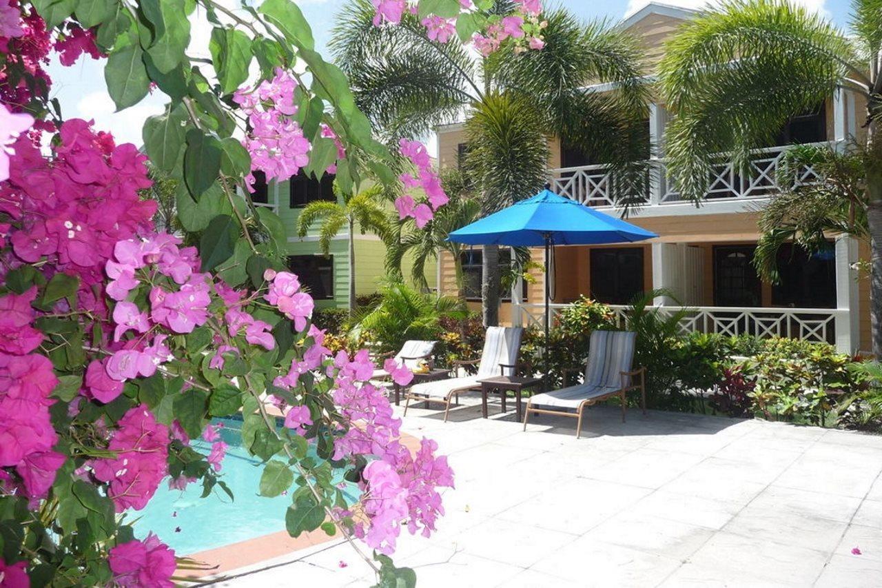Buccaneer Beach Club Dickenson Bay Exteriör bild