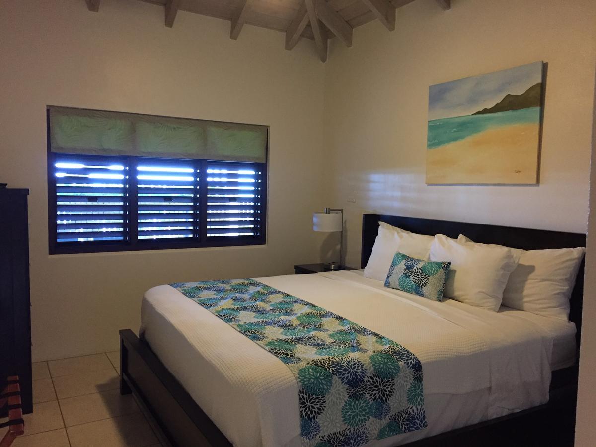 Buccaneer Beach Club Dickenson Bay Exteriör bild
